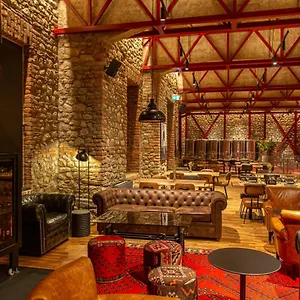 Melesin Distillery Hotel Leskovik